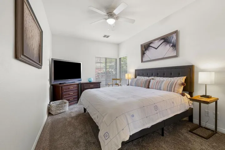 27-web-or-mls-2H8A3571