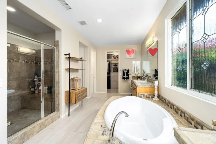 58-web-or-mls-HM_Mendocino_OPMG_1123_058