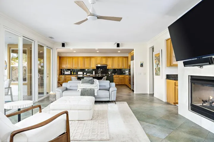 24-web-or-mls-HM_MendocinoReshoot (6)