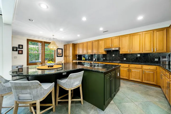 25-web-or-mls-MH_Mendocino_V2_OPMG_1123_