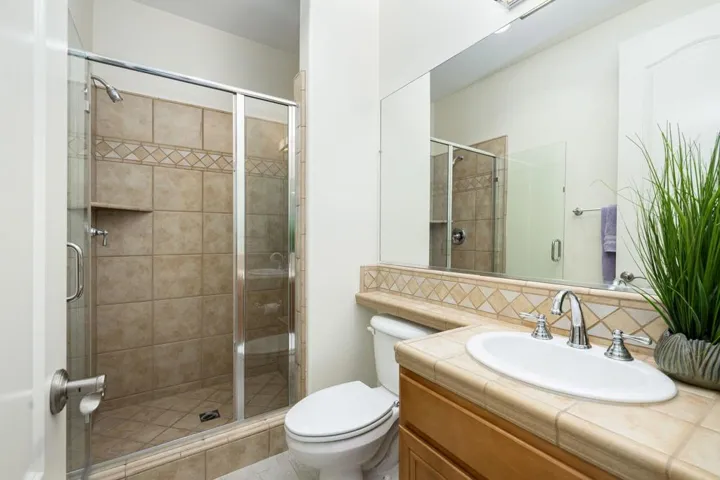 68-web-or-mls-HM_Mendocino_OPMG_1123_068