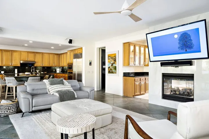 23-web-or-mls-HM_MendocinoReshoot (5)