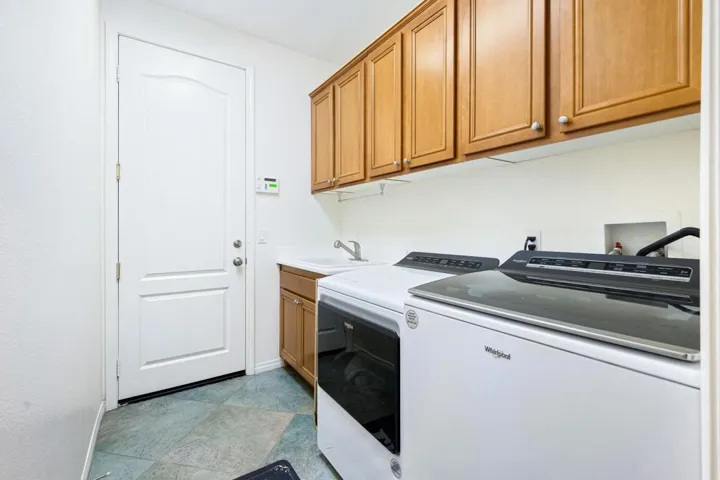 69-web-or-mls-HM_Mendocino_OPMG_1123_069