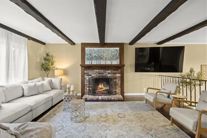 Large Living Room