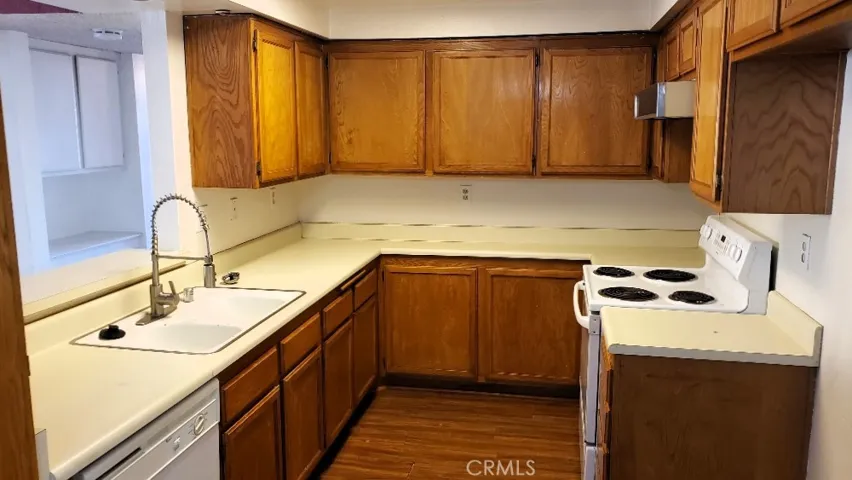 96 Country Mile Road 246, Pomona, California 91766