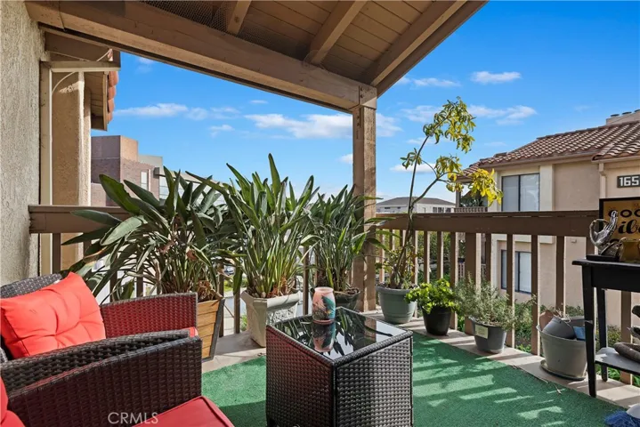 16521 Grunion 200, Huntington Beach, California 92649
