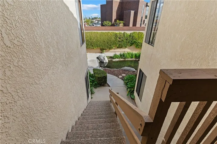 16521 Grunion 200, Huntington Beach, California 92649