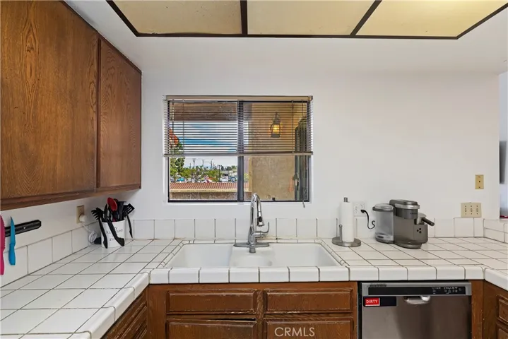 16521 Grunion 200, Huntington Beach, California 92649