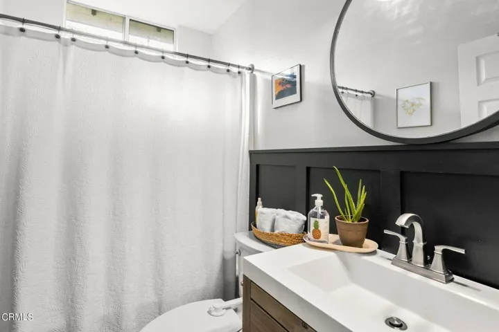 30-web-or-mls-UpMarketMedia216Ken-051