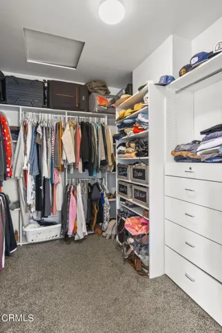38-web-or-mls-UpMarketMedia216Ken-171