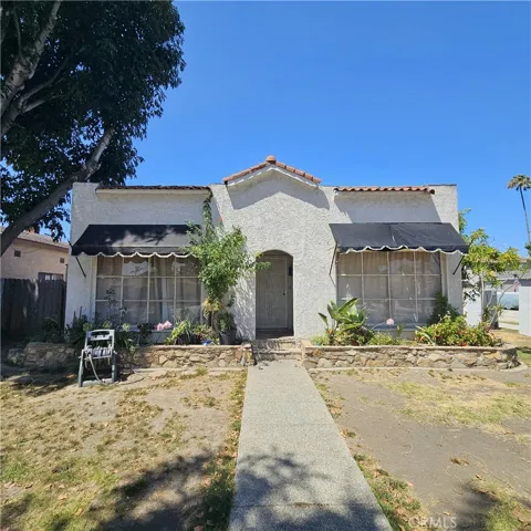 3653 Falcon Avenue, Long Beach, California 90807