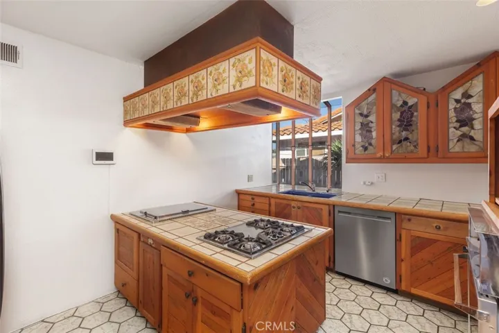 Stunning Bay Window in the Kitchen allows that natural light to shine well into the evening on a sunny day!