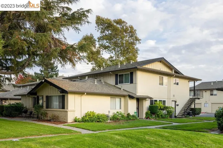 1033 Mohr Ln D, Concord, California 94518