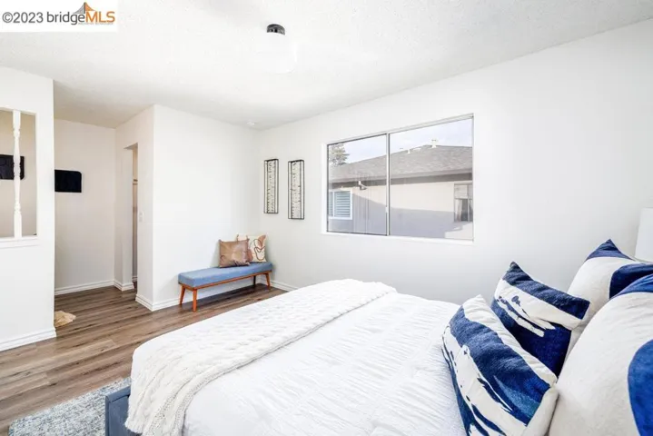 1033 Mohr Ln D, Concord, California 94518