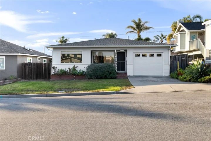 130 Palisade Avenue, Pismo Beach, California 93449