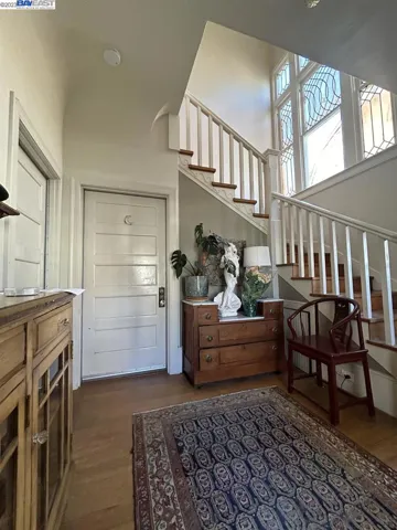 2158 Central Ave, Alameda, California 94501
