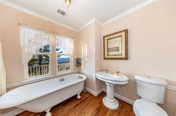 Full Bath adjoining Bedroom #2