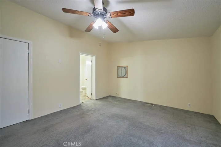 22241 Nisqually Road 65, Apple Valley, California 92308
