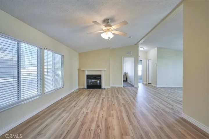 22241 Nisqually Road 65, Apple Valley, California 92308