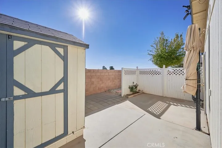 22241 Nisqually Road 65, Apple Valley, California 92308