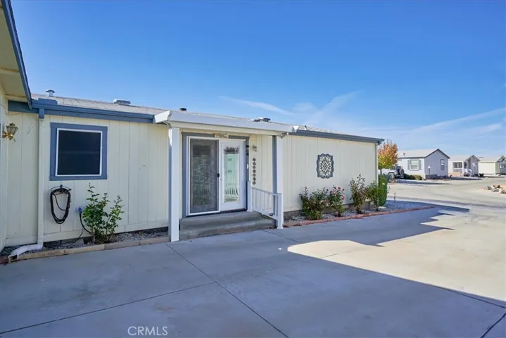 22241 Nisqually Road 65, Apple Valley, California 92308