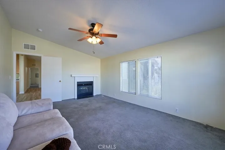 22241 Nisqually Road 65, Apple Valley, California 92308