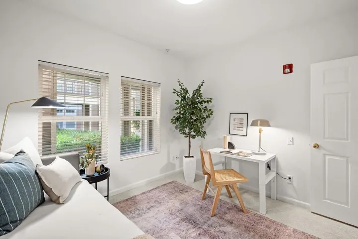 312 Crescent Court, Brisbane, California 94005
