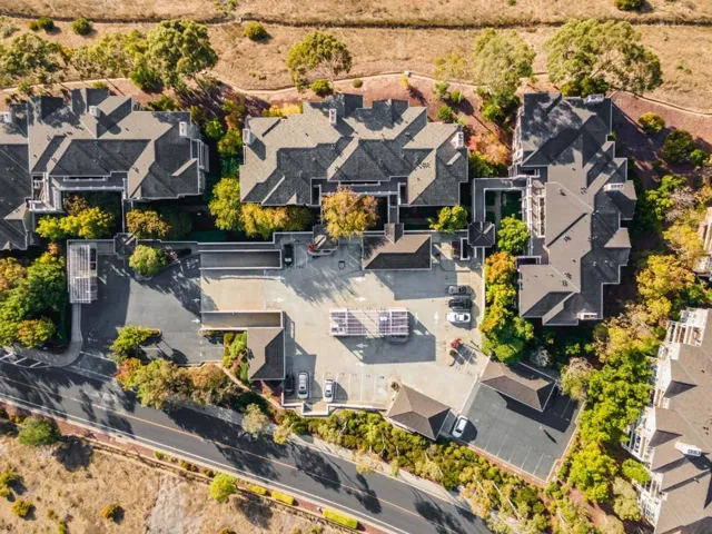 312 Crescent Court, Brisbane, California 94005