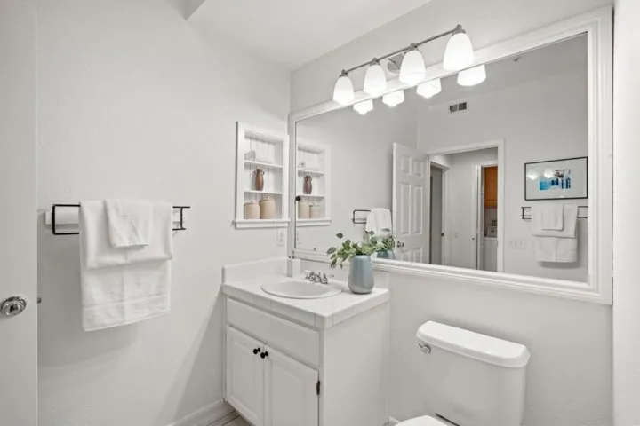 312 Crescent Court, Brisbane, California 94005