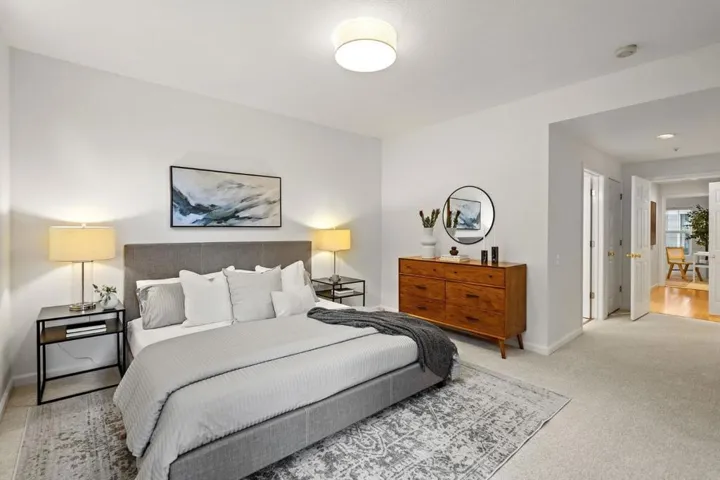 312 Crescent Court, Brisbane, California 94005