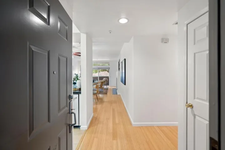 312 Crescent Court, Brisbane, California 94005