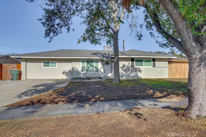 8815 Brunswick Avenue, Riverside, California 92503