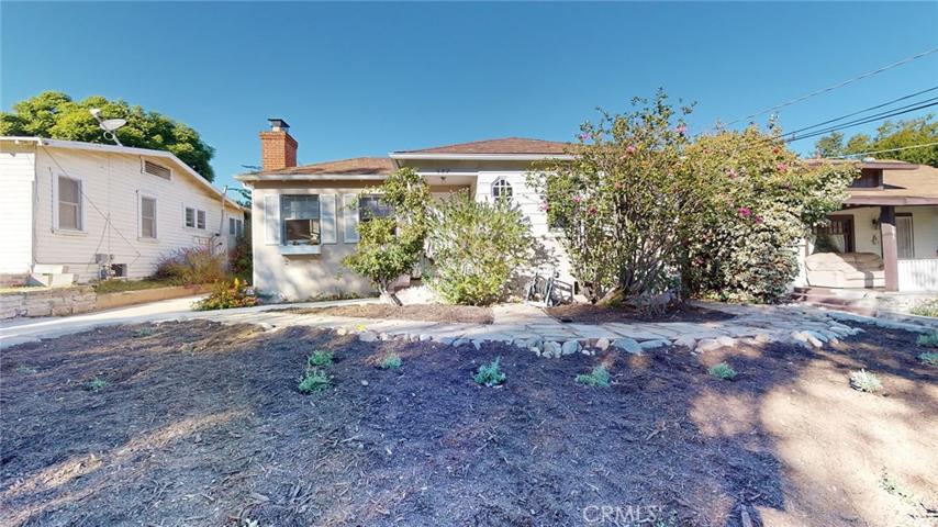Newly drought tolerant front yard of Home