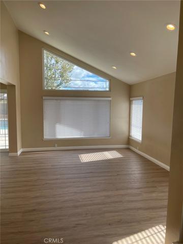 21572 Via Invierno, Lake Forest, California 92630