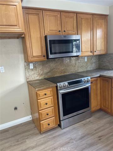 21572 Via Invierno, Lake Forest, California 92630