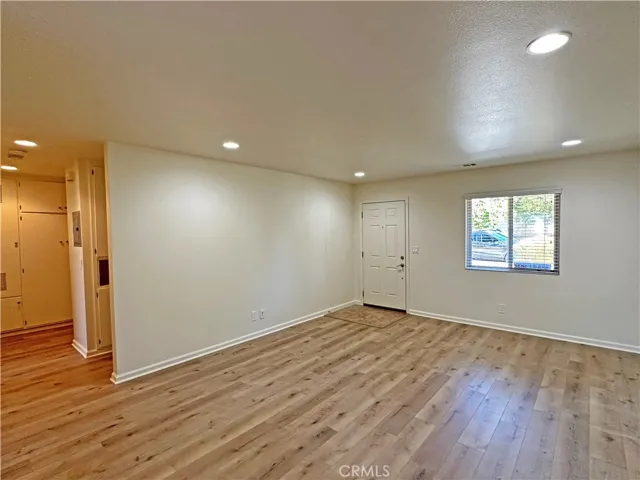 1365 Lafayette Road Unit B, Claremont, California 91711