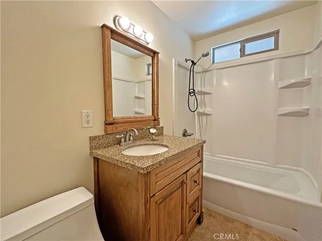 1365 Lafayette Road Unit B, Claremont, California 91711