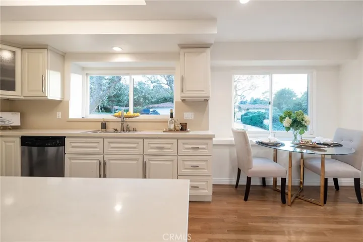 1329 Granvia Altamira, Palos Verdes Estates, California 90274