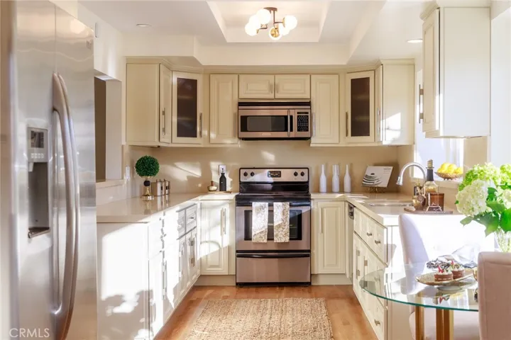 1329 Granvia Altamira, Palos Verdes Estates, California 90274
