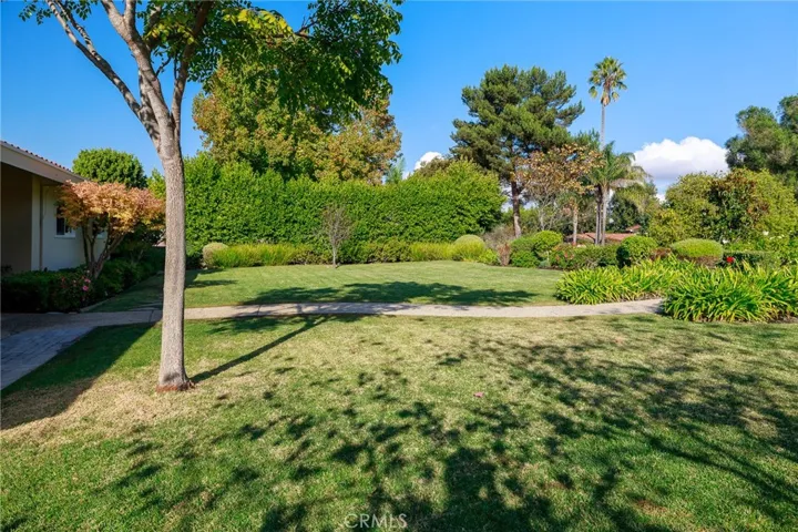 1329 Granvia Altamira, Palos Verdes Estates, California 90274