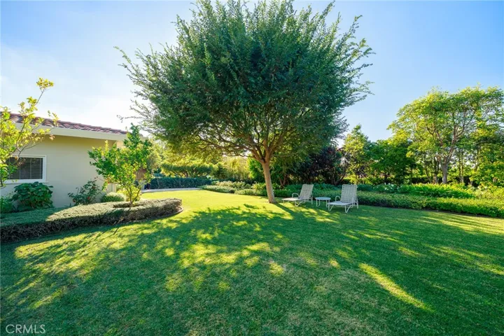 1329 Granvia Altamira, Palos Verdes Estates, California 90274