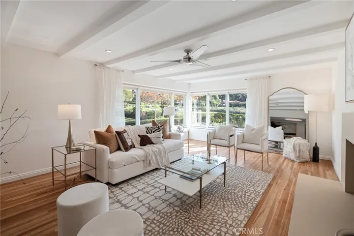 1329 Granvia Altamira, Palos Verdes Estates, California 90274