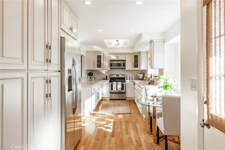 1329 Granvia Altamira, Palos Verdes Estates, California 90274