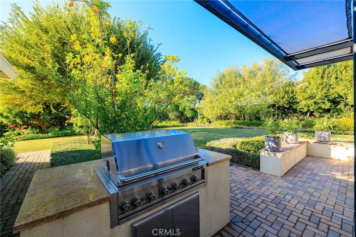 1329 Granvia Altamira, Palos Verdes Estates, California 90274