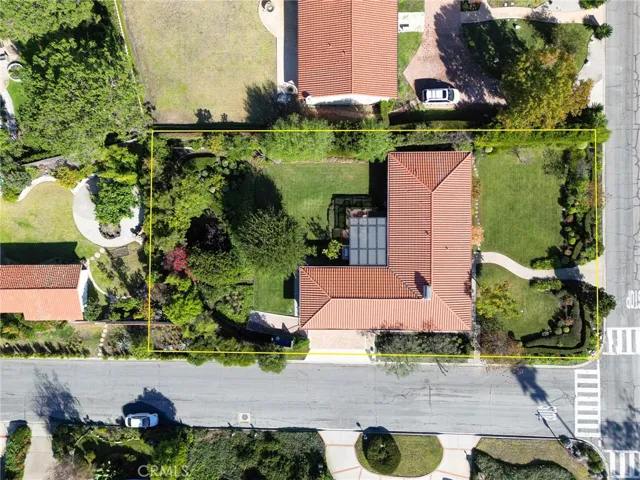 1329 Granvia Altamira, Palos Verdes Estates, California 90274
