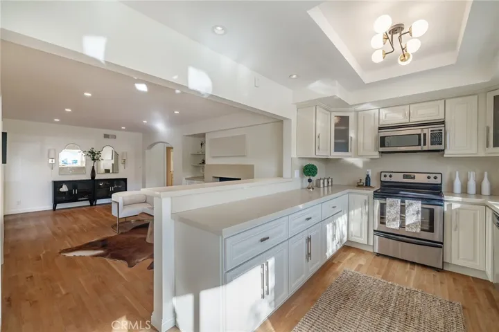 1329 Granvia Altamira, Palos Verdes Estates, California 90274