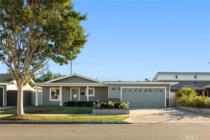 9422 Litchfield Drive, Huntington Beach, California 92646
