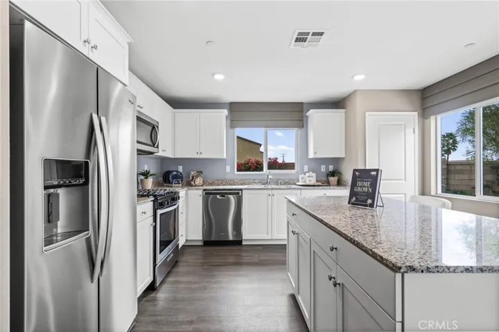 764 Sonora Trail, San Jacinto, California 92582