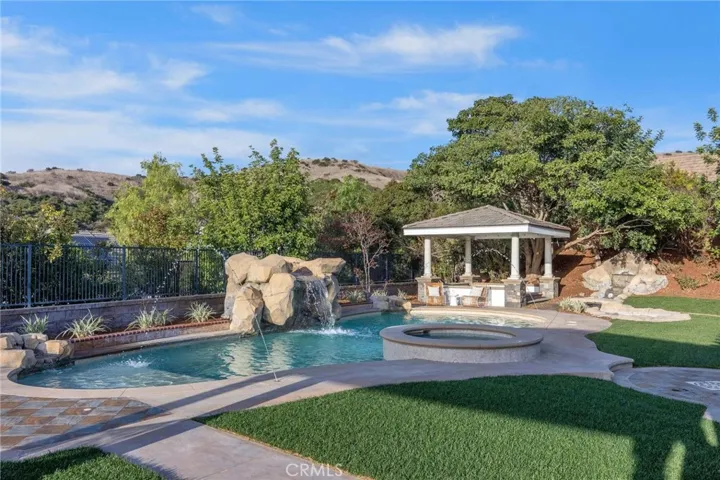19471 Cleveland Bay Lane, Yorba Linda, California 92886