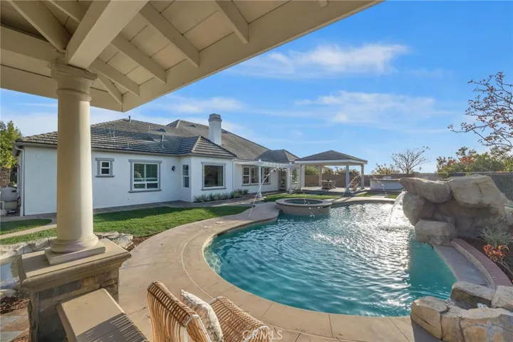 19471 Cleveland Bay Lane, Yorba Linda, California 92886